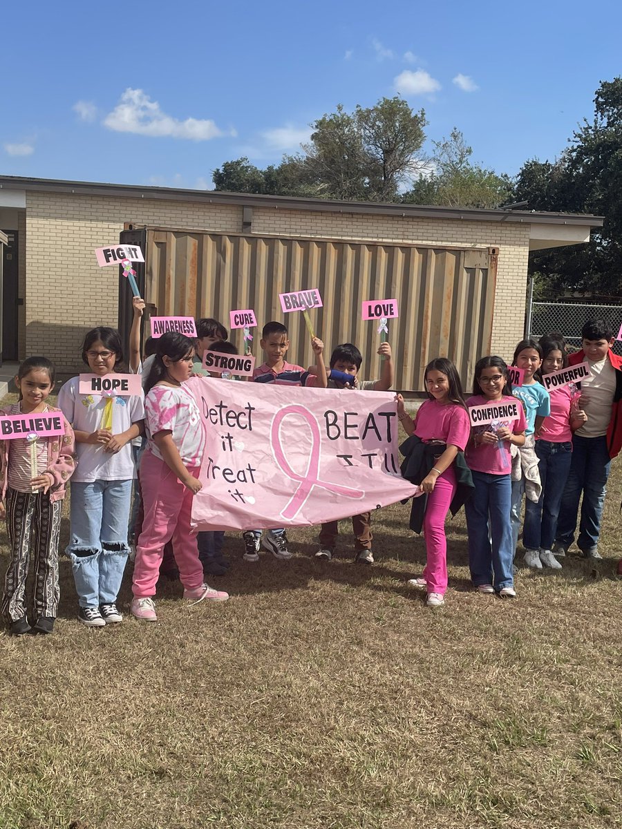 Jesselyn Holden tweet media