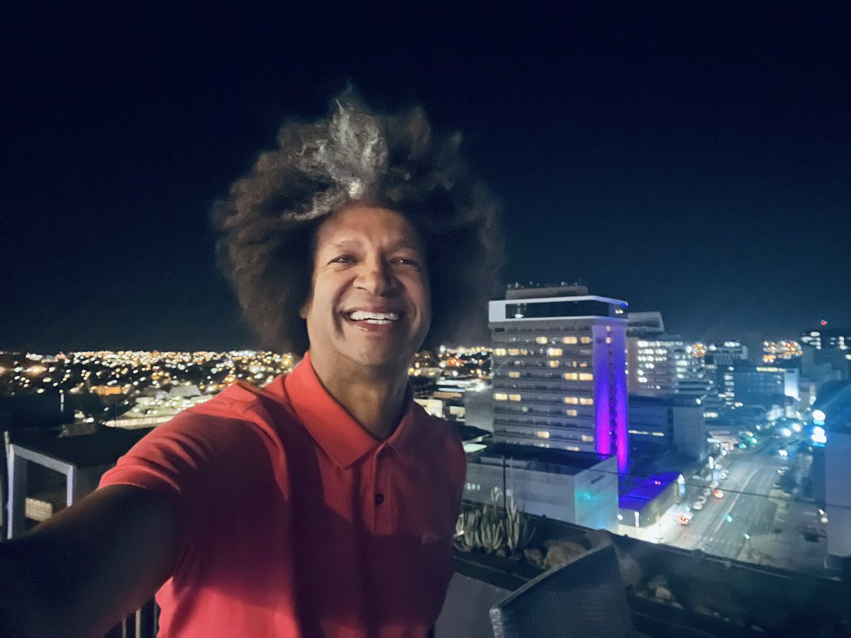 marclottering's tweet photo. Well Hello Windhoek! The budgie has landed! Made it through customs. Again π looking forward to meeting all of you on Wednesday night at NTN π₯°π³π¦πΏπ¦ #AlfredAndMarc #Webtickets πππ https://t.co/X5iZji8xhc