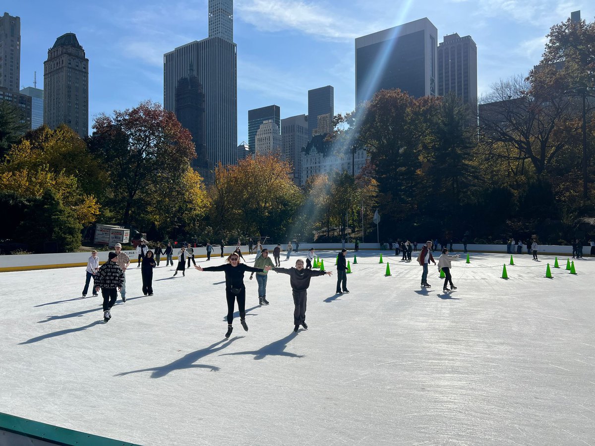 heppdt's tweet photo. Paris 🇫🇷 had my ❤️ in 2007
Rome 🇮🇹 had my ❤️ in 2022
New York 🇺🇸 has my ❤️ in 2024
🗽🇺🇸🍎 was incredible…
#TeamHepp #halfterm #BigApple #NewYorkNewYork #familytime https://t.co/CqCgirKPqk