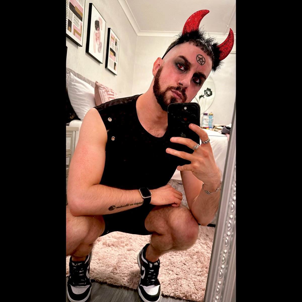 Deane_Shannon's tweet photo. Feeling Hell-ish! 😈 https://t.co/JFn6T36vnK