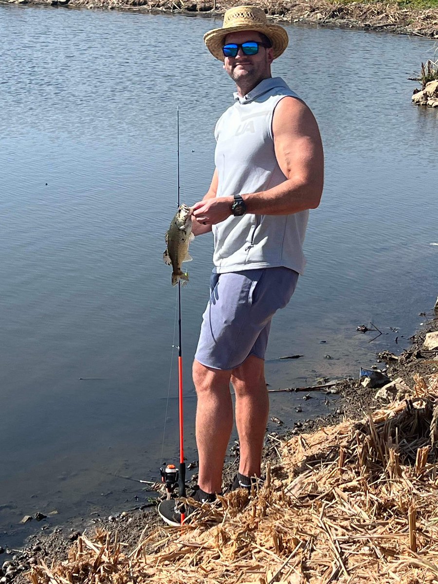 Catching this tiny fish yesterday was more fun that trading $spy today. Chop fest.