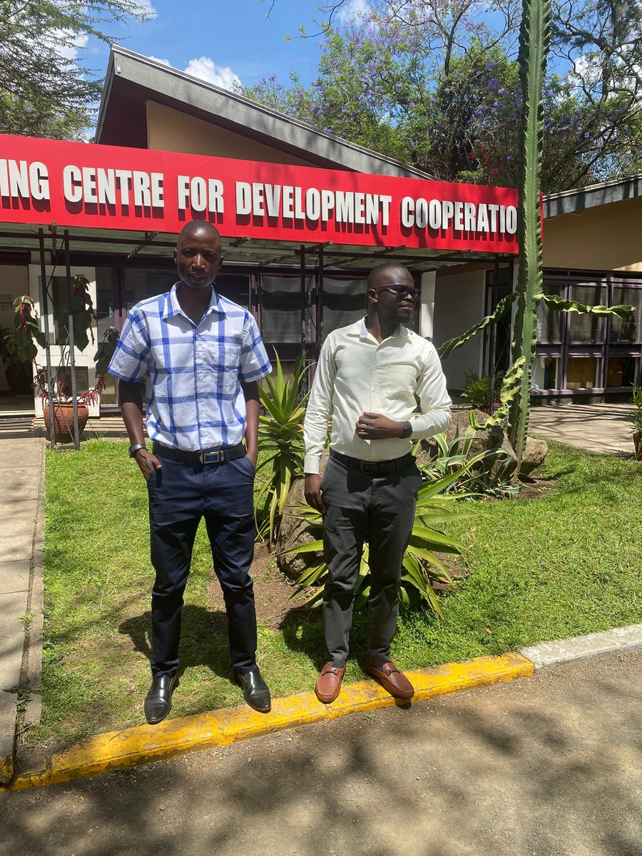 Simon__Wandera's tweet image. Finally met my good friend @AKEJOGORDON from Uganda 🇺🇬 in person! 

After virtually connecting in 2021, we got to catch up in Arusha, Tanzania.

Viva!
#TogetherForImpact
#2ndEACYouthFellowship
#KnowledgeInAction