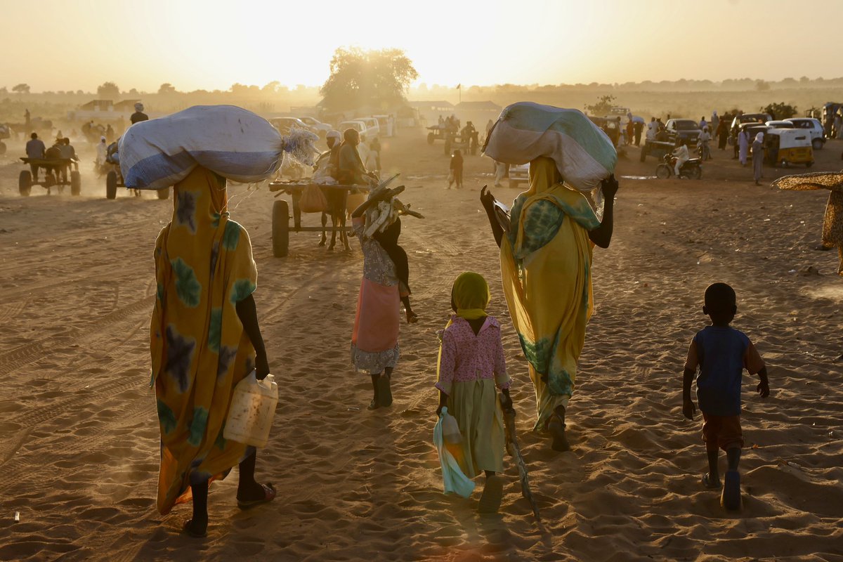 DominiqueHyde's tweet photo. One year ago, I witnessed the devastating impact of the war in Sudan firsthand in White Nile State.

Today, I’m at Chad’s border with Sudan, where 59,000 people have arrived this month alone.

The stories I’m hearing are harrowing and the needs here in Adré are massive. https://t.co/TSDNqhdujz