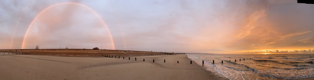 Amazing treat from nature this morning on Dymchurch beach 💗