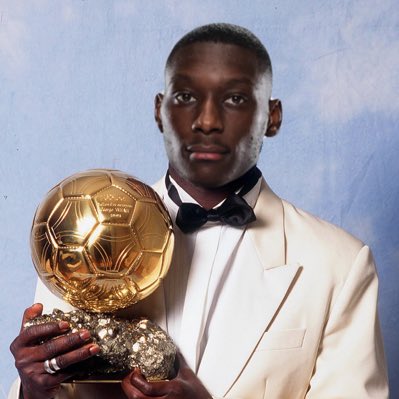 RWL_PSG's tweet photo. #NouvellePhotoDeProfil https://t.co/R2F8edd1MX