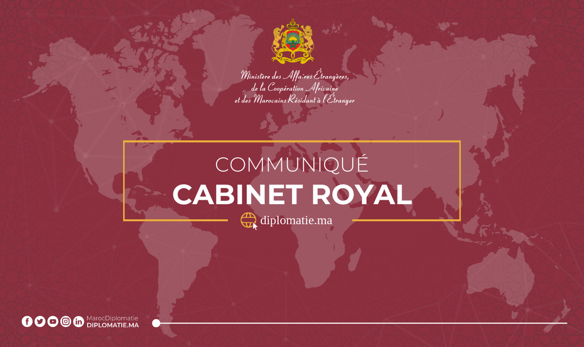 SM le Roi Mohammed VI, que Dieu L’assiste a eu ce jour au Palais Royal de Rabat des entretiens avec le Président de la République française, S.E.M. Emmanuel Macron, qui effectue une Visite d'État au Maroc, du 28 au 30 octobre, à l'invitation du Souverain
🔗t.ly/o_UU2