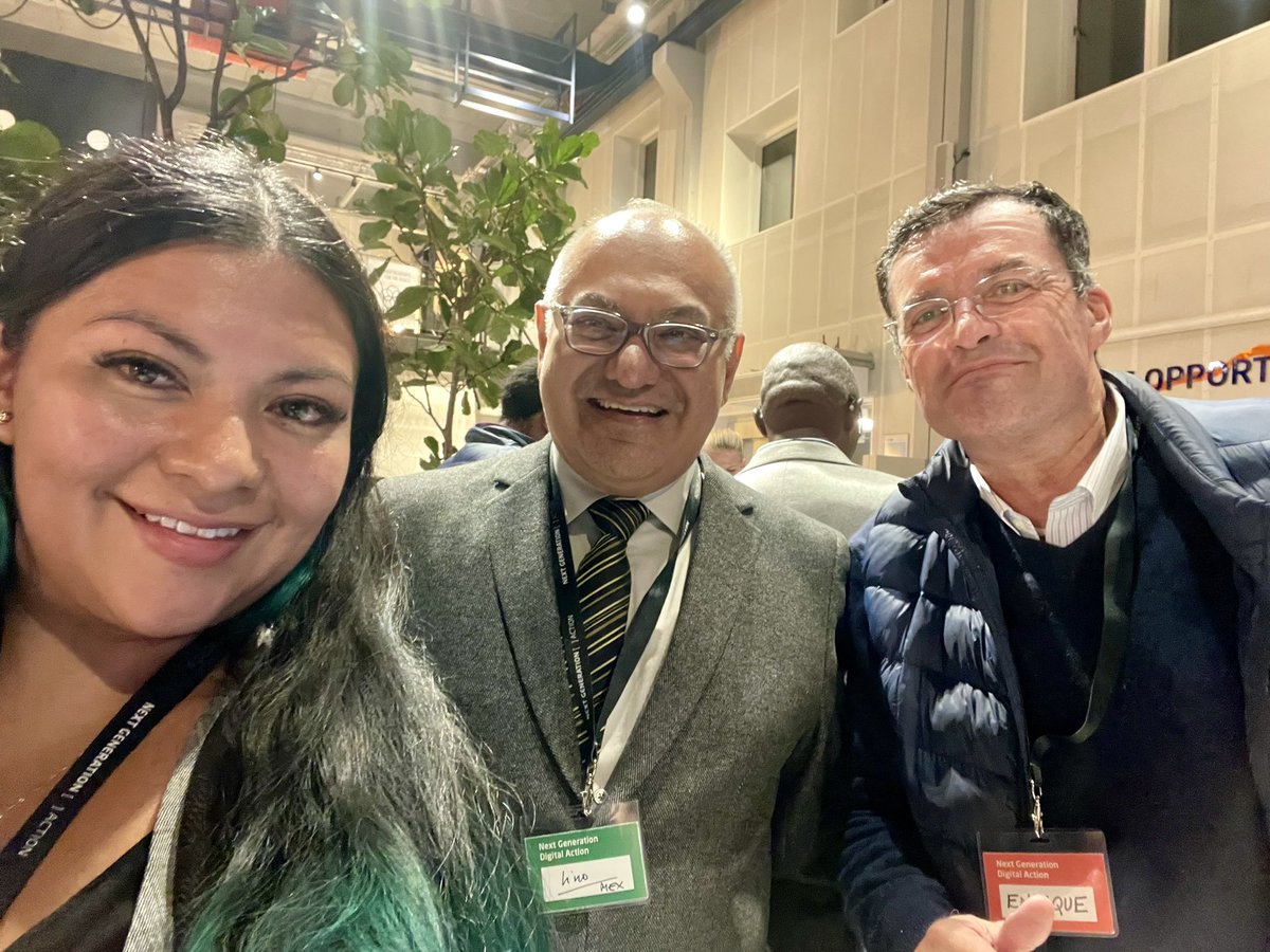 EmbaMexDin's tweet photo. La delegación mexicana celebra su participación en el evento Next Generation Digital Action en @DTUtweet donde presentaron proyectos digitales de gestión de agua y alarmas tempranas para mantener los ecosistemas en comunidades remotas. Participan 10 países. https://t.co/M4SwS9JzLZ