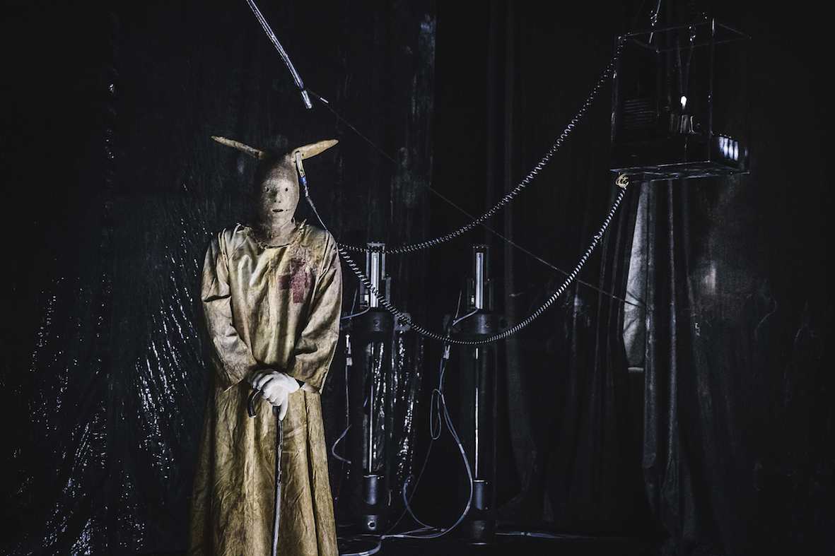 vikare06's tweet image. Modern reenactment of tragedy "Orestea" with ivisuals inspured by Francis Bacon