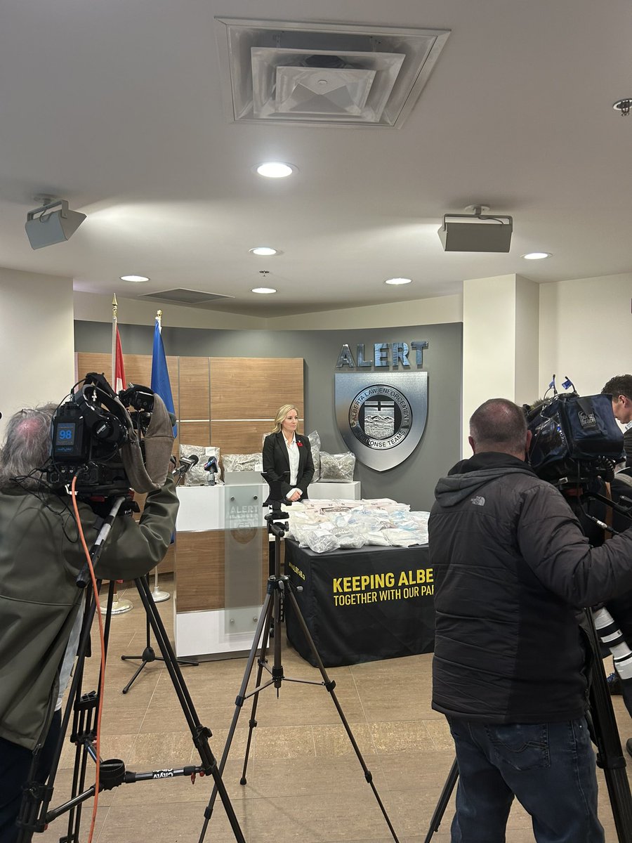 Superintendent Angela Kemp tweet media