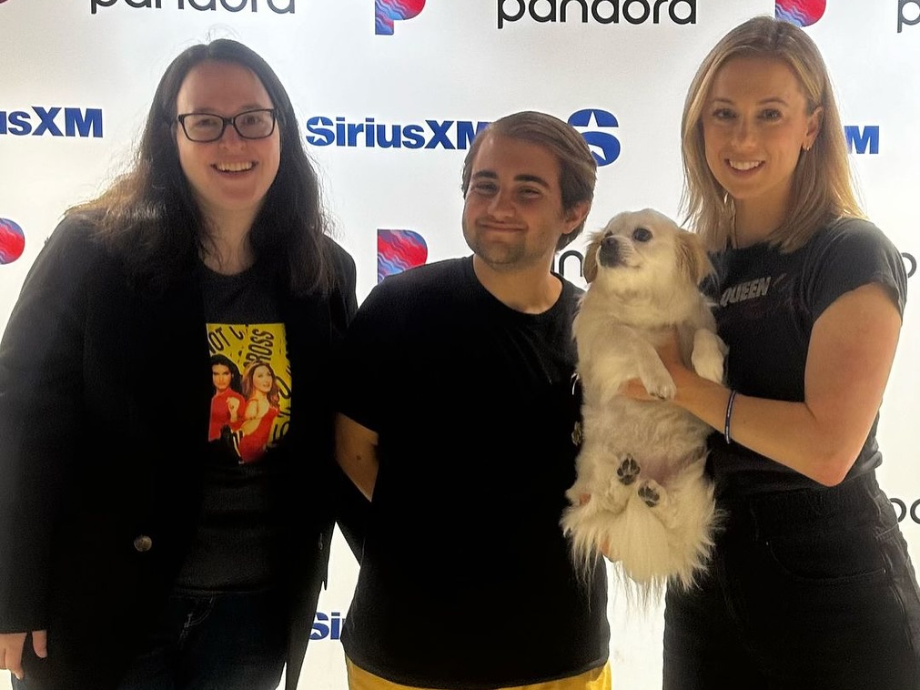 Iliza Shlesinger tweet media