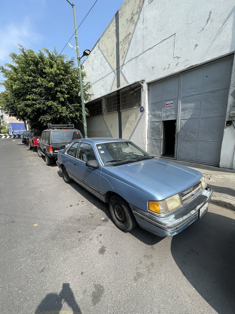 yasevh's tweet photo. @SSC_CDMX @UCS_CDMX @OVIALCDMX @Alcaldia_Coy @AzcapotzalcoMx @BJAlcaldia @AlcaldiaMHmx @AlvaroCueva @qtf @AnitaLomeli Buenas tardes, necesito apoyo para poder retirar un auto de nuestra entrada . No permite hacer labores de carga o descarga. https://t.co/i0t4NM7ZiR