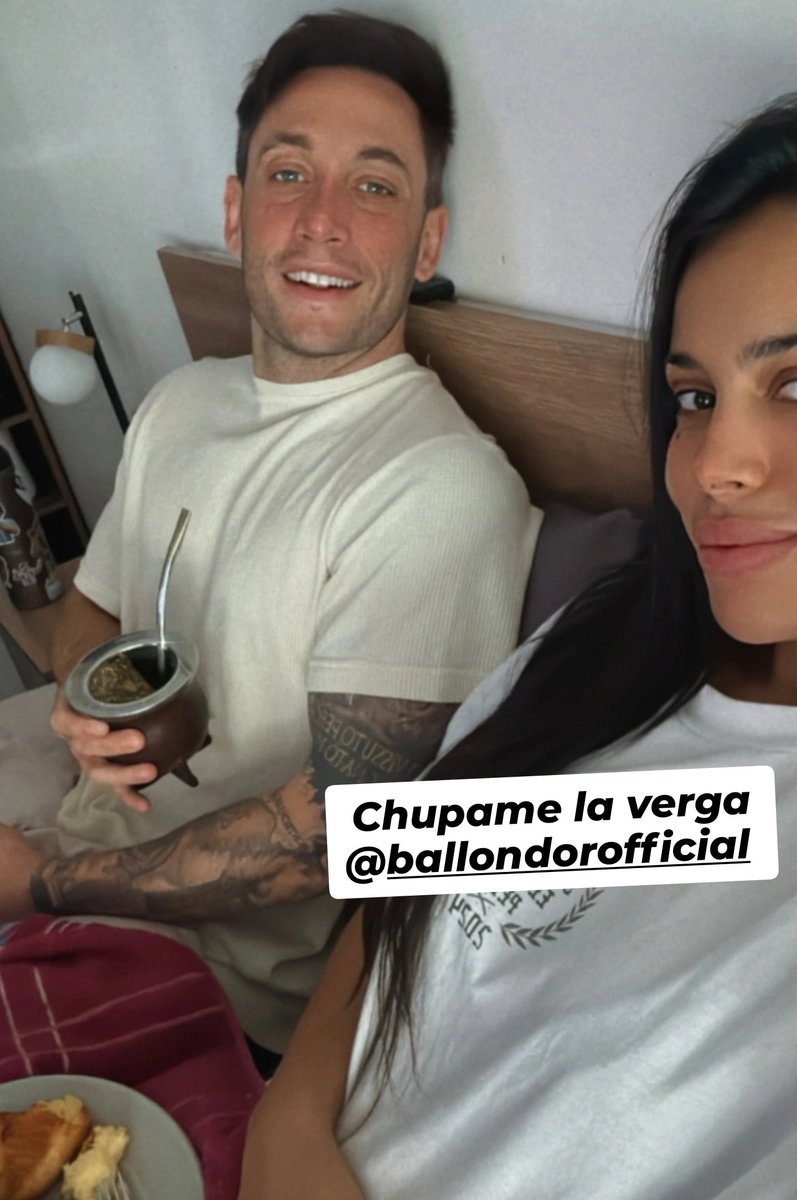 OOC_Momo's tweet photo. 🚨 ÚLTIMO MOMENTO 🚨

⚠️ El tricampeón y máximo goleador de la Liga, Gerónimo Benavides, NO VIAJA a París y NO ESTARÁ en la gala del Balón de Oro porque en Platense saben que NO ganará. 

Desde su Instagram dejó un DURO mensaje a la cuenta oficial de la premiación.

😳 Tremendo. https://t.co/KgAVzWhCgm