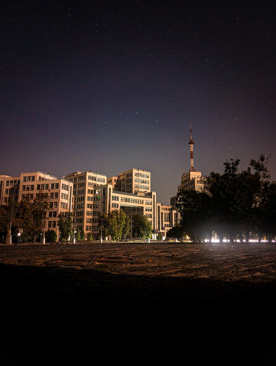 artebo's tweet image. Держпром