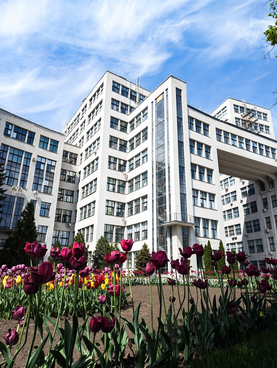 artebo's tweet image. Держпром