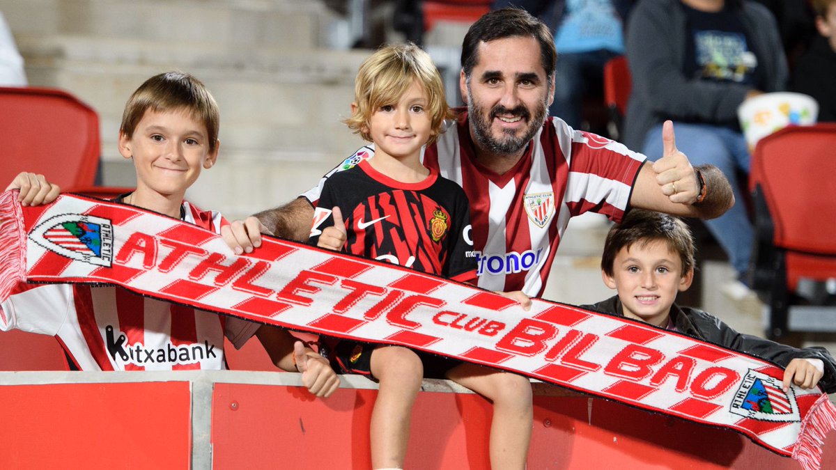 AthleticClub's tweet photo. 2' ¡¡JULEEEEEEEEEEEEEEEEEEEEEEEEEN!! 

Paradón del guardameta para evitar el tanto mallorquinista. 

0-0 I #MallorcaAthletic #AthleticClub 🦁 https://t.co/Q003hHfP8F