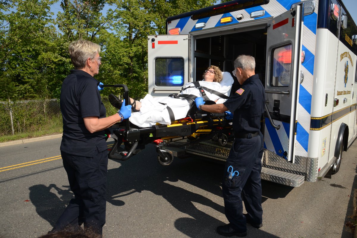 Today is National First Responder's Day, honoring those who courageously answer the call when a crisis arises. Want to make a difference in your community as a first responder? No prior experience needed. Training &amp; gear provided.

Visit joinneptuneems.org/contact/ to get started.
