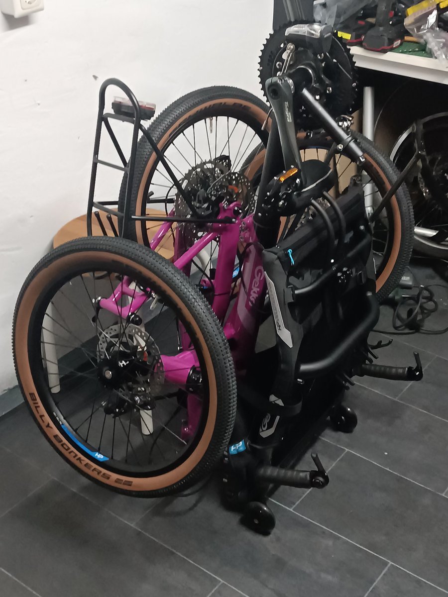ManuelGauda's tweet image. N+1 slowly getting together...
#recumbent #bicycle #diy
