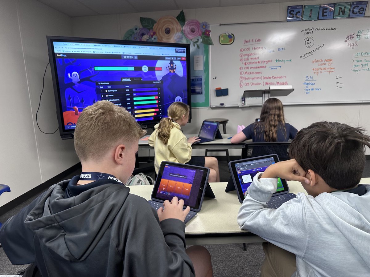 Digital_PCA's tweet image. Quizizz fun &amp;amp; learning in 5th grade Spanish! 💻