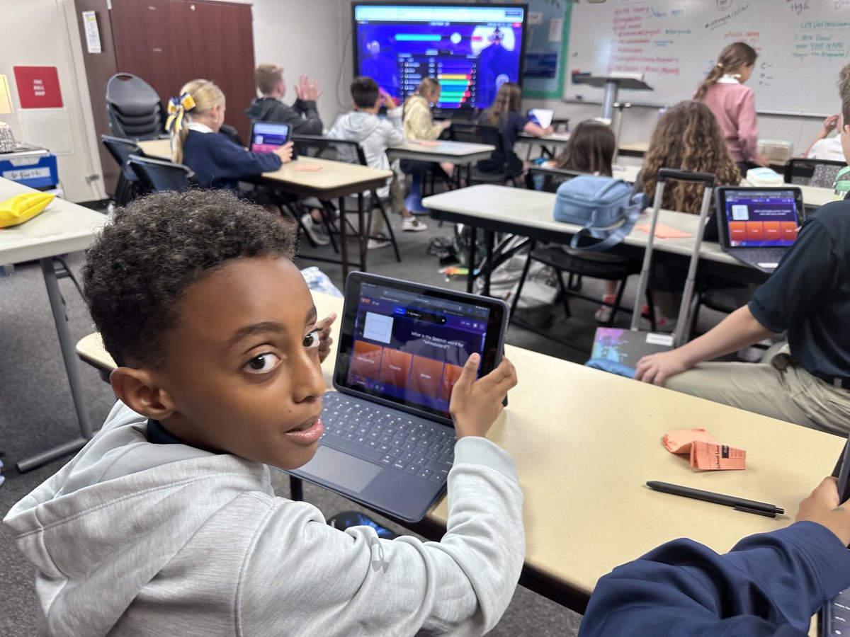 Digital_PCA's tweet image. Quizizz fun &amp;amp; learning in 5th grade Spanish! 💻