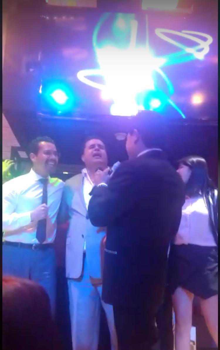 Rico Suave tweet media