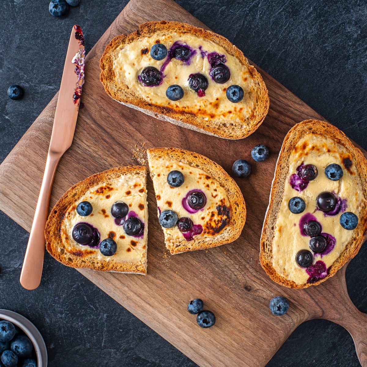 Start your day on a sweet note with our dreamy Blueberry Custard Toasts. They’re sweet, creamy, and bursting with blueberry flavor. 😋bit.ly/3ZryPNg