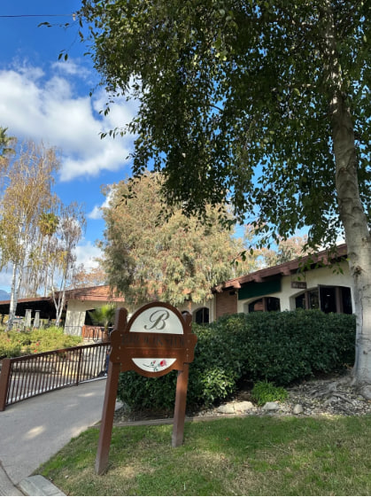 Trinity5206's tweet image. Black Gold Dr, Yorba Linda, CA 92886 United States #golf #golf down the road #los angeles #love life love golf #golf courses