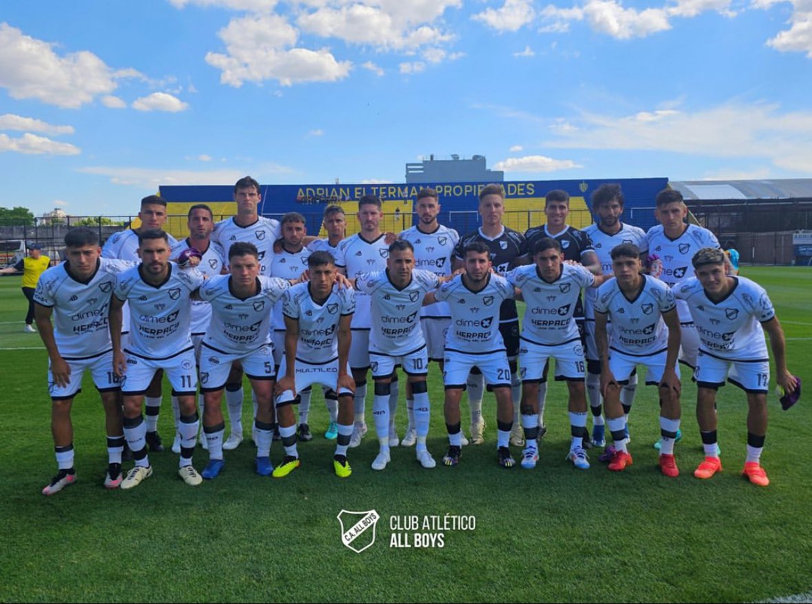 chapitamirandaa's tweet photo. Vamos albo!!! https://t.co/PD6sNU09ki