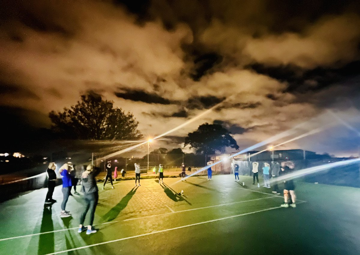Well done everyone at FREEMOOVEMENT tonight. I think you all worked harder than me so great job. Spooky 👻 light in the park!