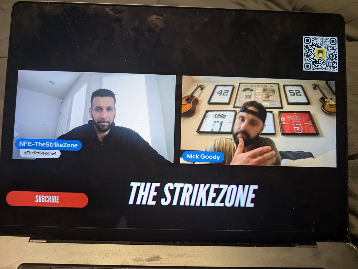 NRMedia50's tweet photo. My guy @Its_all_Goody41 is live on our friends Show right now, everyone please tune in and let's go Yankees @TheStrikeZone4 @brad_jewiss @dev_finch80 @BronxBomber447 @4TrainExpress @TheDnRCompany @AmyTrask @90syankskid @derekjeterโพ๐ฅ๐ #NRMedia #RepBX #TheStrikeZone https://t.co/ORiFG0abmN