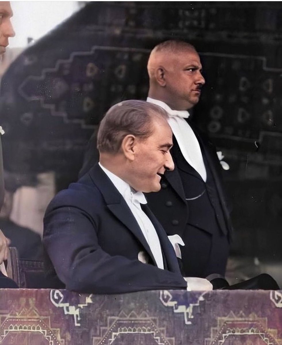 Modern Türkiye’nin kurucusu, Cumhuriyet felsefesinin fikir öncüsü Gazi Mustafa Kemal Atatürk’e minnetle… #29Ekim