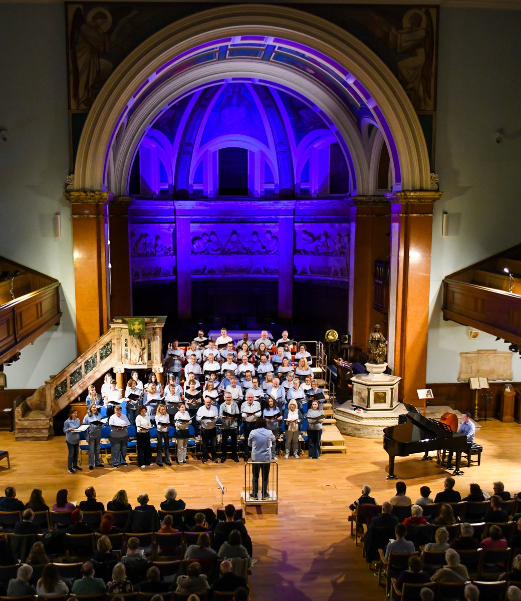 TheEdSingers's tweet photo. We hope you got a tingle in your fingers and a tingle in your feet when Leonardo's flying machine took to the skies at our concert on Saturday! Big thanks to our incredible saxophonist Euan Kemp, double bassist May Halyburton, pianist Andrew Brown &amp; to our MD Alistair Digges! https://t.co/RK46q8ZroA