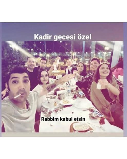 Yaptığın paylaşım da bu he bağırtma yarram 🤣🤣🤣🤣