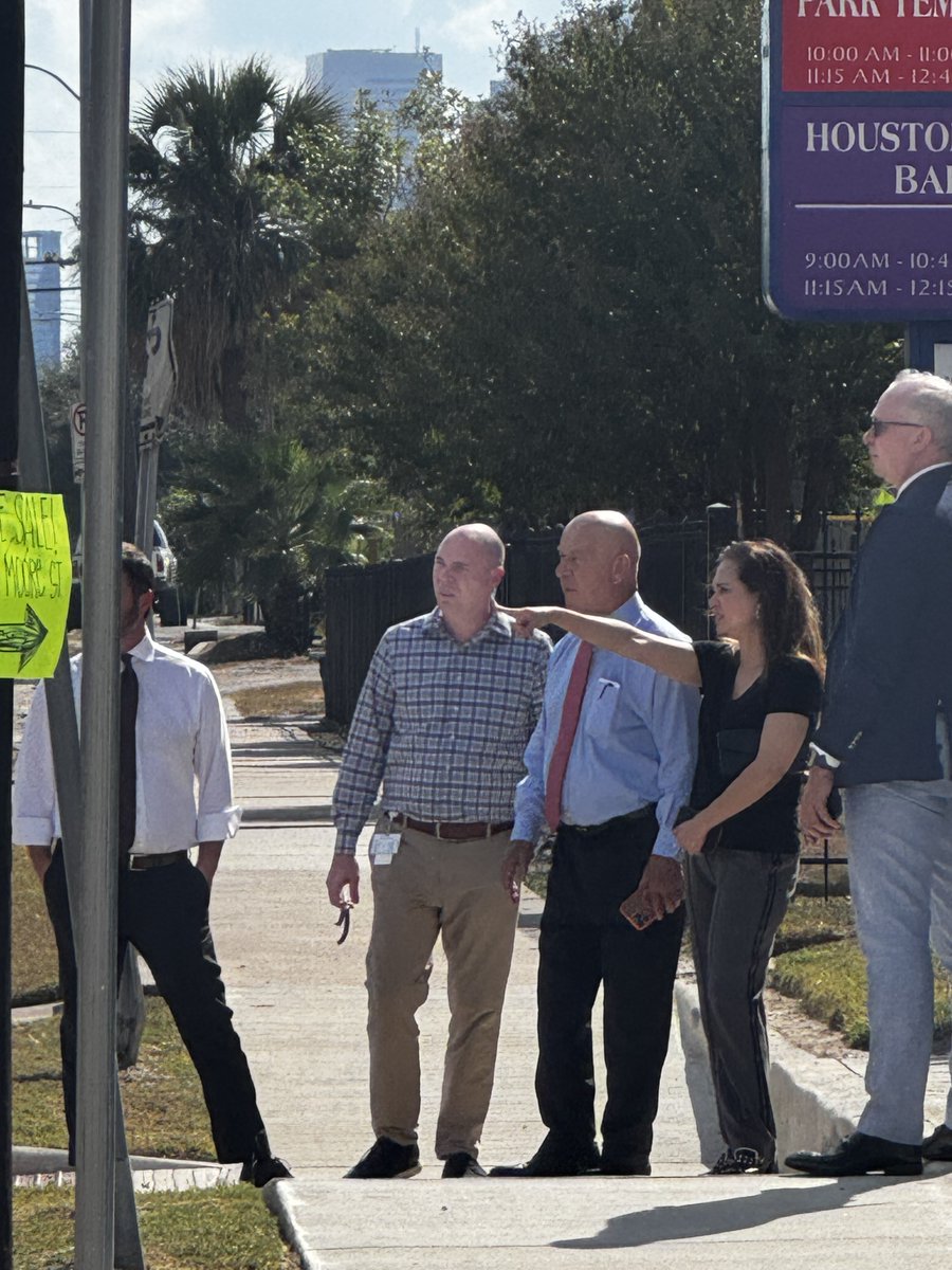 Tom Reeves tweet media