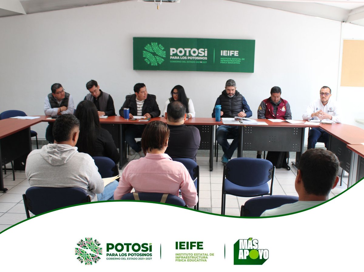 Estataleduc2127's tweet photo. La Directora General del Instituto Estatal de Infraestructura Física Educativa SLP el día de hoy, presente en la junta de aclaraciones de Licitación Pública.

#En2024MásApoyo
#IEIFE
#PotosíParaLasyLosPotosinos https://t.co/s1Q6MlPUKM
