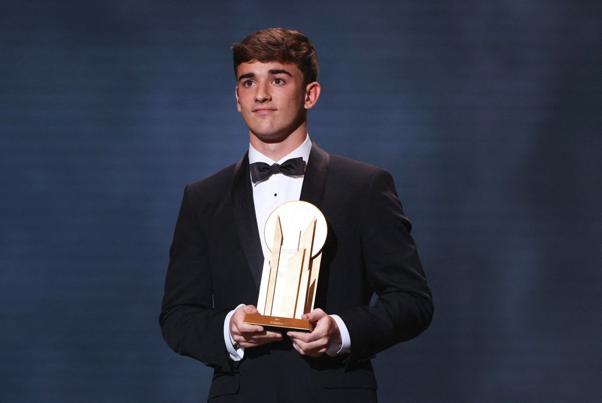 50% des Trophées Kopa proviennent du FC Barcelone. 💙❤️ #BallonDor 

📸 <a href="/FCBarcelona/">FC Barcelona</a>