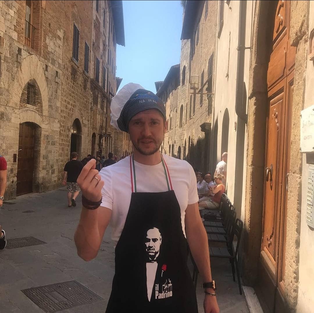 raspbobbyberet's tweet image. Clips of Sergei Bobrovsky singing/dancing, because I saw people calling him boring and that is so far from the truth: A THREAD🧵