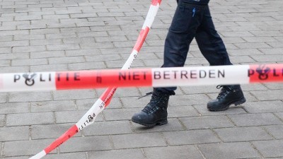 Explosie bij auto aan de Jan Pieterszoon Coenstraat in Den Bosch