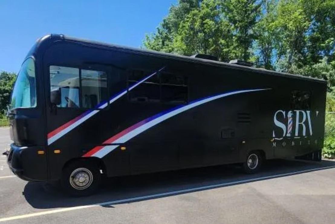 njwedding's tweet image. NJWedding.com welcomes SIRV Mobile Barbershop in Long Branch, NJ!

Visit their profile at njwedding.com/new-jersey/lon… for more info, and then call Victor Ramos at (848) 218-3500 for more details, pricing and to check their availability.

#njweddings #barbershop #njweddings