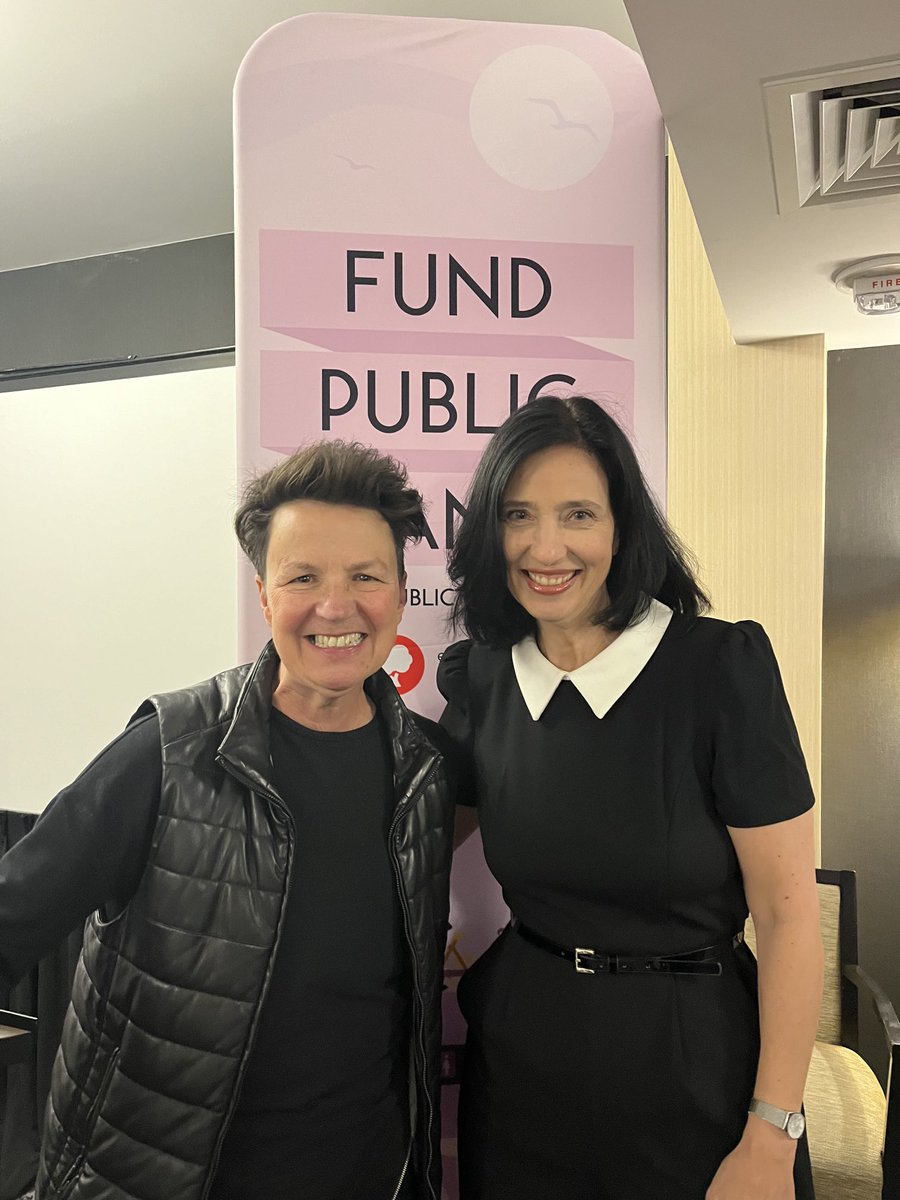 Look who I found at ⁦<a href="/envirodefence/">EnvironmentalDefence</a>⁩’s fantastic Fund Public Transit conference today! #ottnews