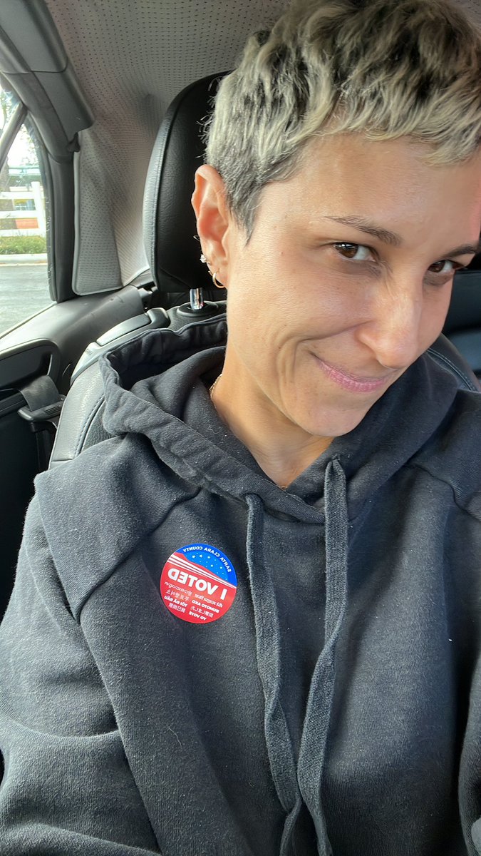 KrisNeverQuits (@krisneverquits) on Twitter photo 