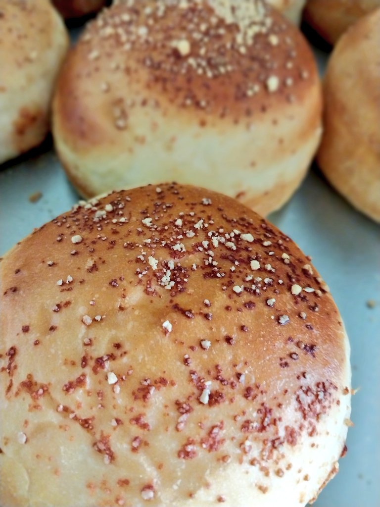 Silnari's tweet image. Me pidieron otra vez esta receta y acá va, PAN DE PAPA!

Super esponjosos, suavecitos e ideales para hamburguesas y sándwich calentitos.
Te voy a dejar esta receta maravillosa y sólo te voy a cobrar con un RT!
