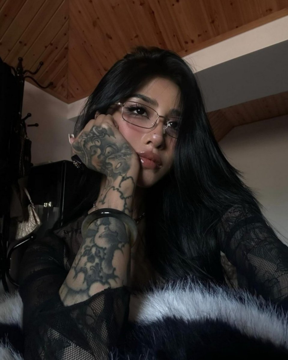 gemothv's tweet image. Look at me, look at me, you looking?