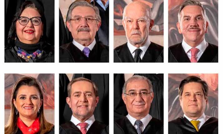 ForoConstMex's tweet photo. ‼️Misión salvar a los integrantes del PJF y la justicia ‼️

La declaración de invalidez muestra un gran amor a México y la viabilidad para la justicia en México . 

Solo se votaría Ministras y Ministros 
Magistrados Electorales, Magistrados Tribunal Disciplinario .

Eliminan jueces sin rostros . 

Por el bien de México debemos apoyar esta  sentencia . 

#NoEstanSolosSCJN
