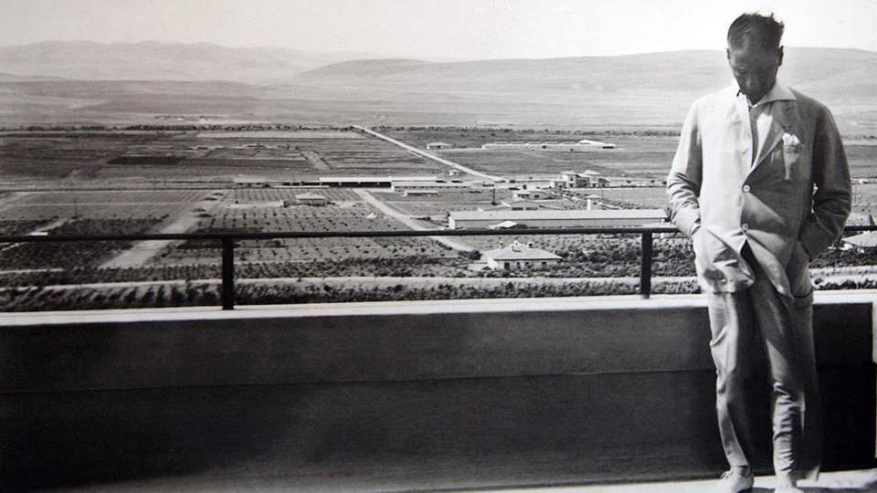 ozzgo's tweet image. İnsanca yaşamamızın yıl dönümü. Cumhuriyet Bayramımız Kutlu Olsun. 🍀