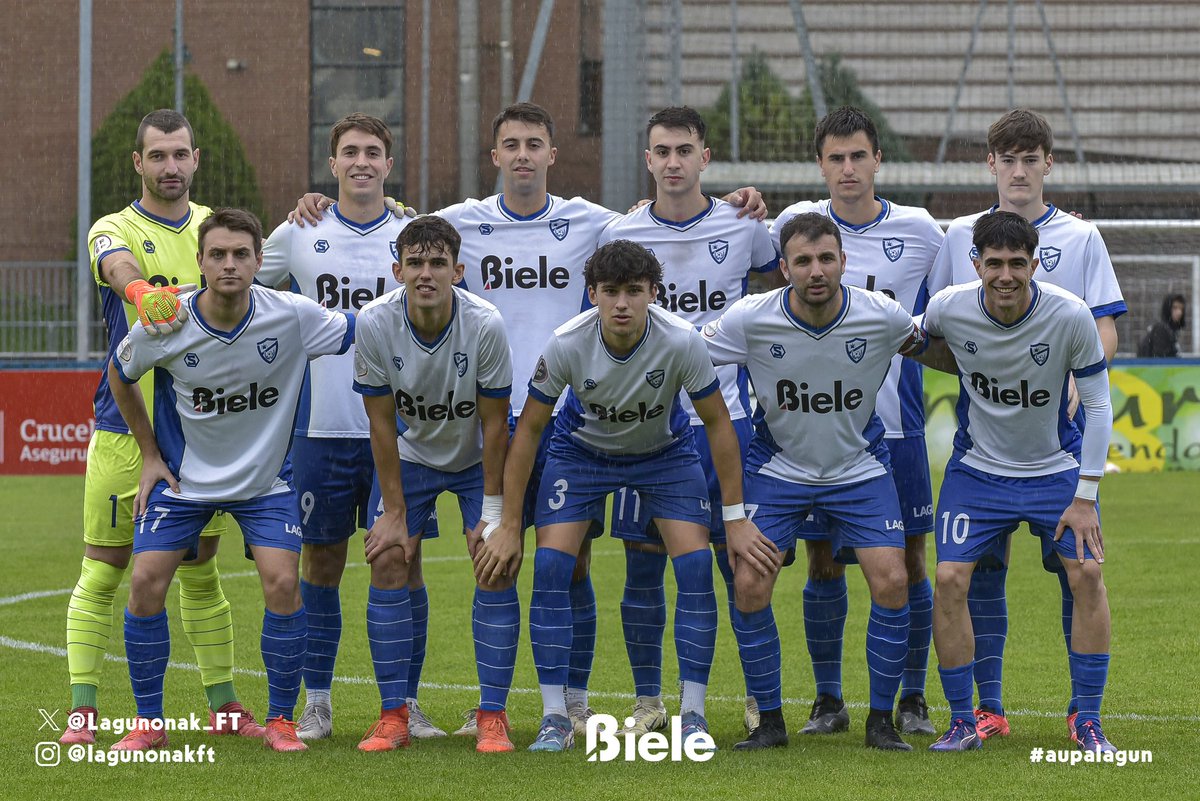 lagunonak_FT's tweet image. 📸⚽ Hemen duzue larunbatean Hirugarren Mailako mutilek jokatu zuten partida iruditan.

#laguneibar #lagunonak #aupalagun #azpeitia #terceraref #terceradivisión