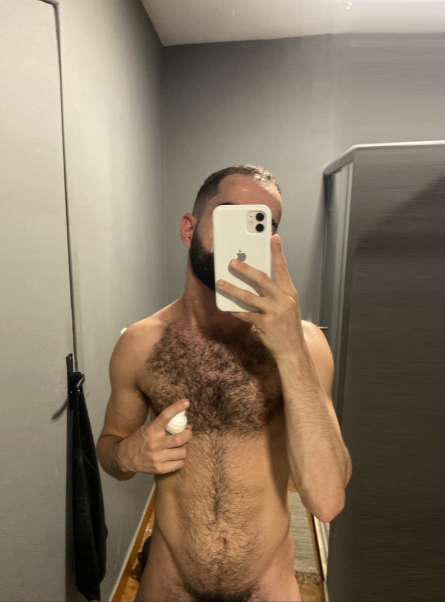 Lontrinha 🦦 

#hairygayguy #otter #gaybr #rt #Folllow