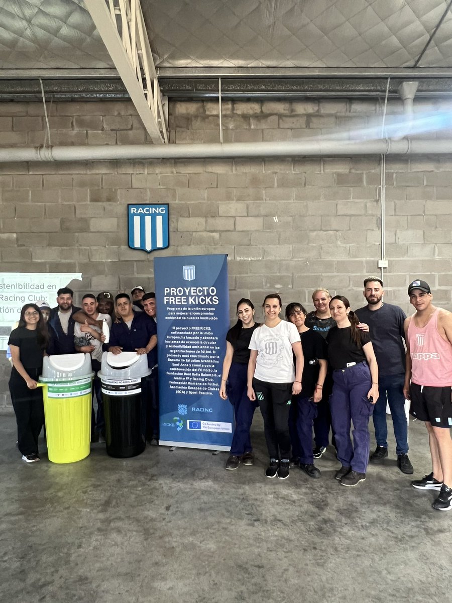 #Racing Realizamos una capacitación sobre la gestión de los residuos para los empleados del estadio de <a href="/RacingClub/">Racing Club</a>. 

¡Por más clubes comprometidos con el planeta! 🌍♻️💪🏼