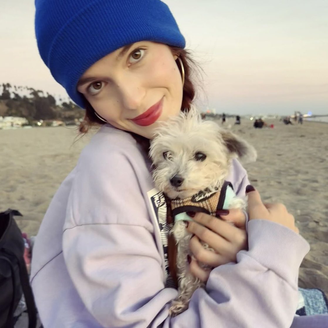 lilykincade's tweet photo. The beach is my favorite place ever!!!! https://t.co/RXjBZCPfku