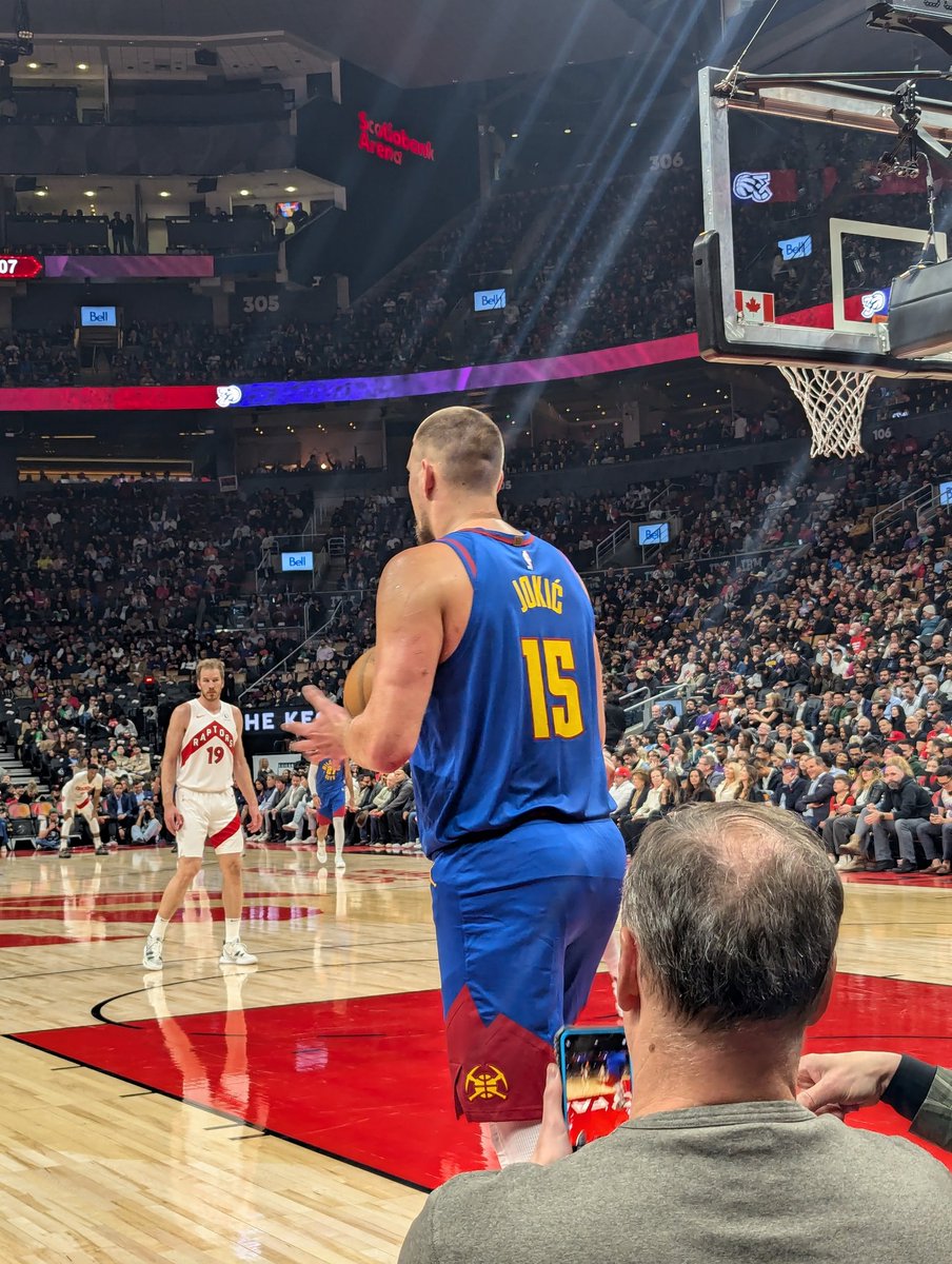 This guy got a huge ovation. Can't believe I get to see him live! #WeTheNorth