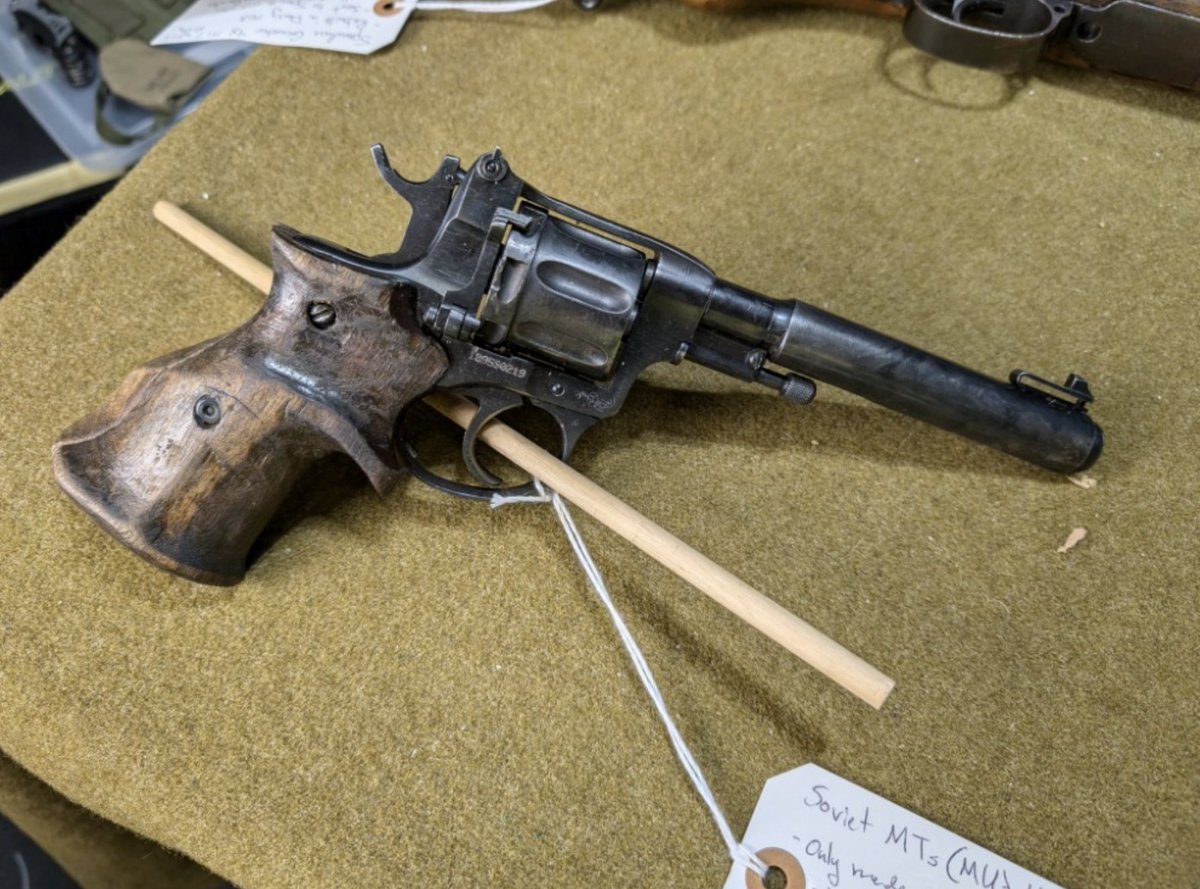GunBroker's tweet photo. Would you add this Rare Soviet MTs-4 Nagant Revolver to your revolver collection? 💥 See more pictures: https://t.co/4yJrURQ55C
.
#nagantrevolver #gunbroker https://t.co/TNPtC2fmh2
